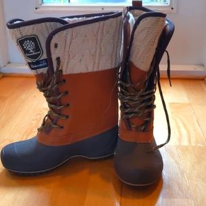 Winter boots- Canadiana brand